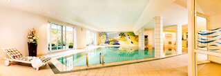 Das Schwimmbad in der Parkresidenz Alstertal @ 